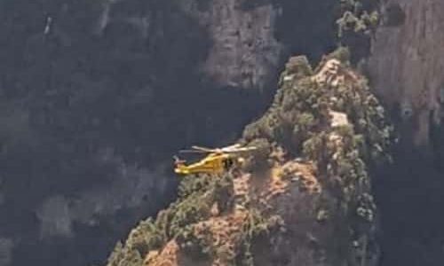 Cade a Valle delle Ferriere, soccorsa 14enne in elicottero