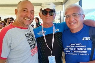Raffaele Esposito vince nel Mezzofondo di nuoto