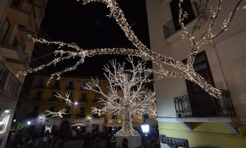 Luci d’Artista, si è illuminata Salerno per il Natale