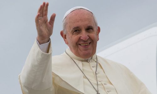 Papa Francesco visita la “Terra dei Fuochi”
