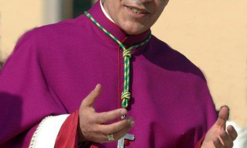 Arcivescovo Alfano: “Servire e dare” in questi difficili giorni (Video)