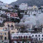 Paura a Positano: fiamme a un’abitazione, due persone salve [FOTO-VIDEO]