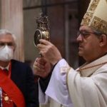 Napoli, si è sciolto il sangue di San Gennaro (Video)