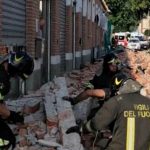 Varese, crolla tetto edificio: periscono madre e due figli (Video)