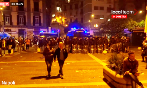 Proteste non solo a Napoli. Si unisce l’Italia da Catania a Torino