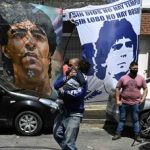 Maradona sarà operato alla testa: tiene un ematoma nel cervello
