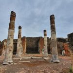 Scavi di Pompei, restaurate le colonne del Fauno