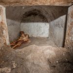 Scavi Pompei, rinvenuta a Porta Sarno la tomba di Marcus Venerius Secundio