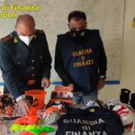 GdF, sequestrati prodotti contraffatti anche articoli tipici di Halloween (Video)