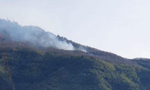 Monte Faito: divampato piccolo incendio