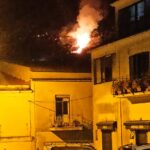 Costiera sorrentina, vasto incendio sul monte San Costanzo